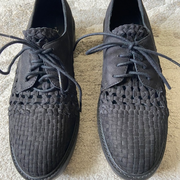 Eileen Fisher // Oath Platform Oxford Woven Leather Lace Up Shoe // Size 6 - Picture 2 of 11